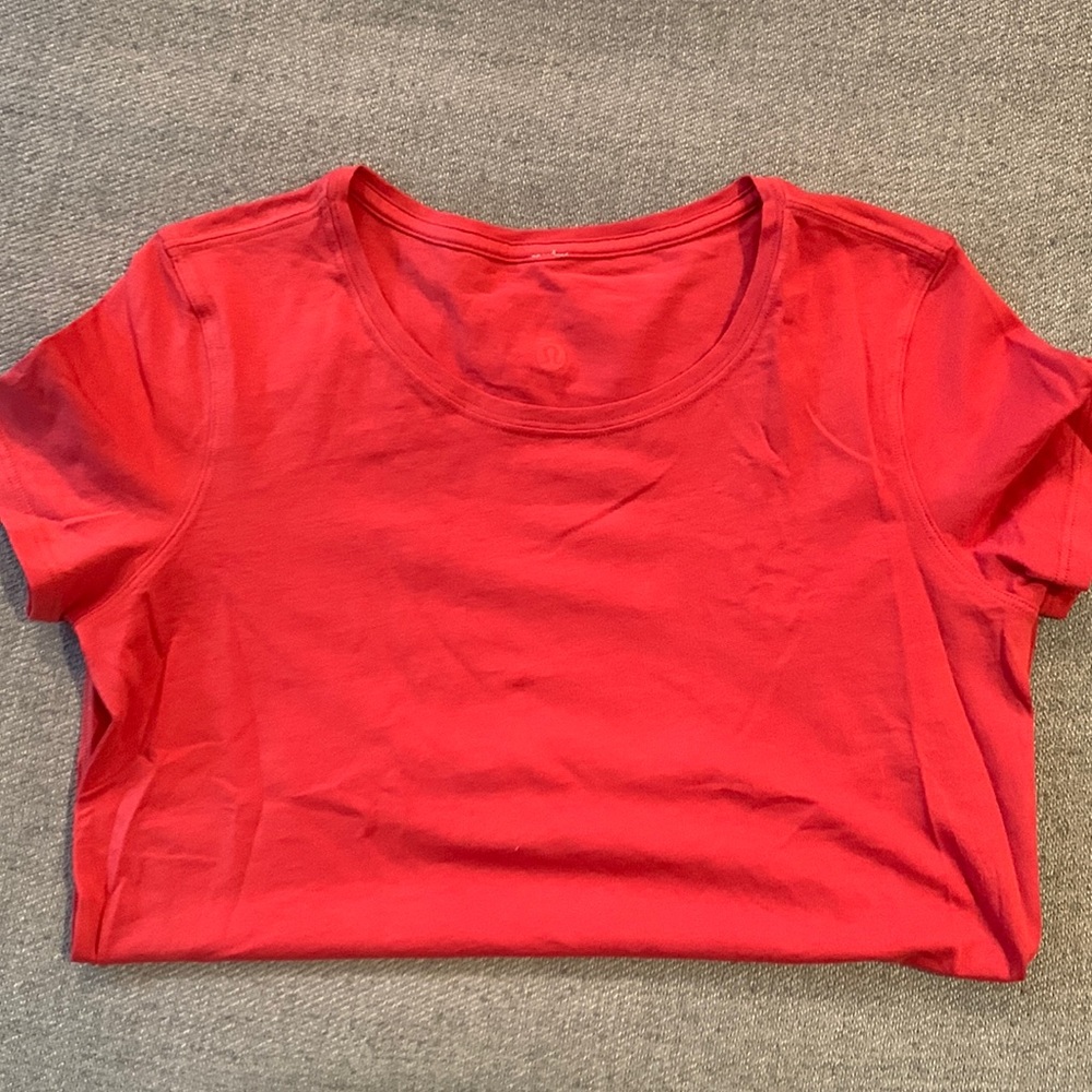 Soft Lululemon Red/Pink shirt